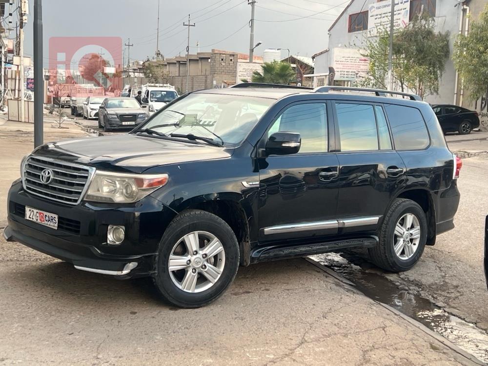 تويوتا لاندكروزر